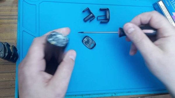 Распаковка разбор нового lil solid 3.0 для чистки при попадании влаги замена аккумулятора и т.д.