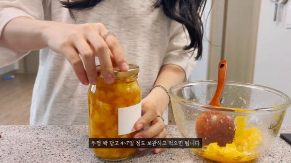 [20살 브이로그] 쟁반메밀막국수 만들어먹고🥙 오렌지청 만들어 선물하기🍊, 영주 랜떡 먹으며 보낸 일상, 모짜렐라 치즈 토스트, 로제만두