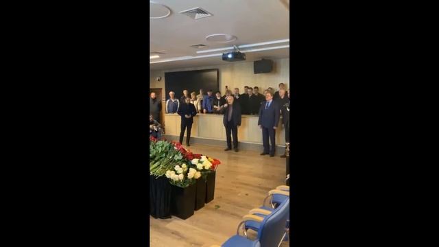 Он был надеждой тысяч людей... смотреть онлайн