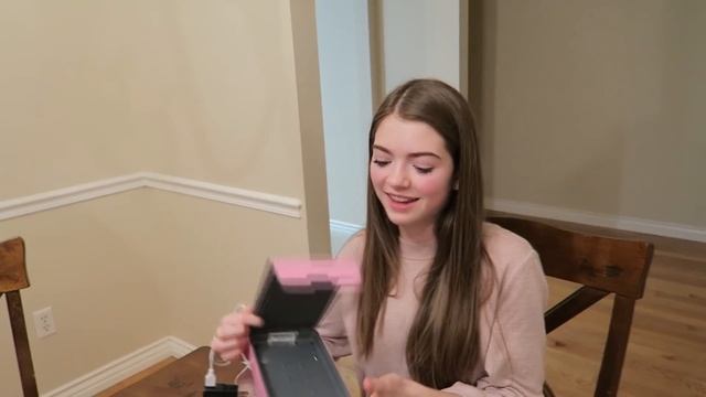 What Are Our Names? / That YouTub3 Family смотреть онлайн