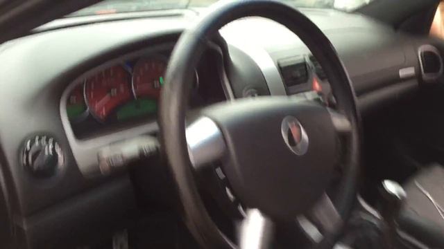 2004 PONTIAC GTO, 350 5.7 V8, 6 speed, BRIGHT RED!! смотреть онлайн
