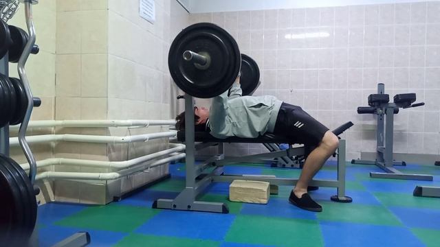 #100kg #жимлёжа #тренировка #благодатное #еруда #вахта #полюс #партнерыкрасноярск #кухонныйработник