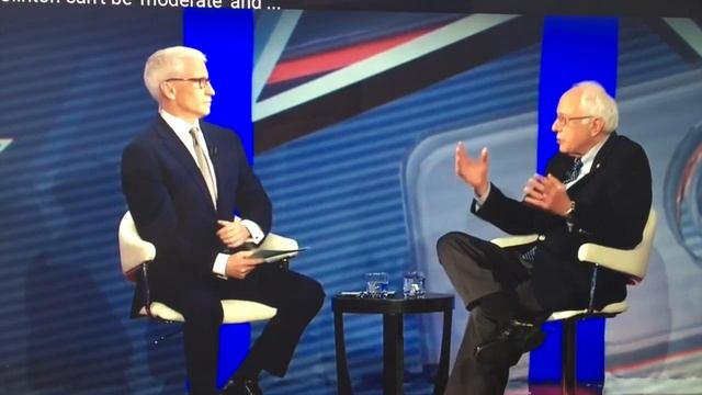 Bernie Sanders - "That's What She Said" смотреть онлайн