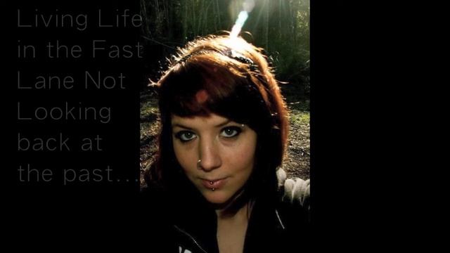 MCL ft. Myrriah - YoungLife - Life at Last (Single) смотреть онлайн
