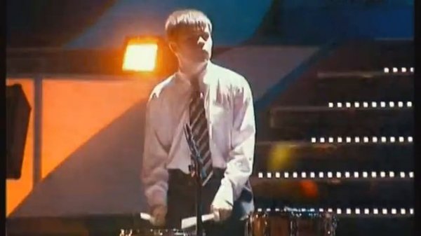 2006 г. Первое выступление POTAPOFF SHOW (на концерте ВИА Самоцветы 35) Барабанное шоу барабанщиков