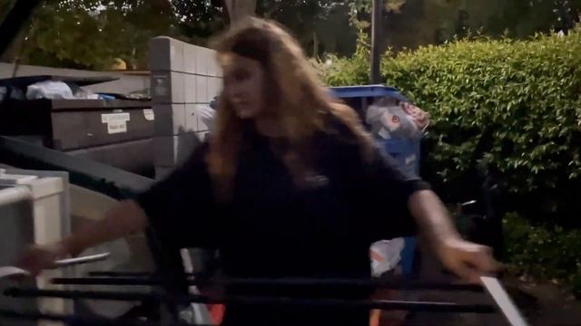 МЕБЕЛЬ С МУСОРКИ. Жизнь в Америке. смотреть онлайн