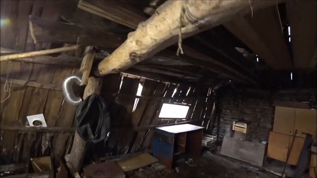 🏠Разгребаю хлам и навёл порядок в сарае🔦 . влоги из деревни.🔨 смотреть онлайн