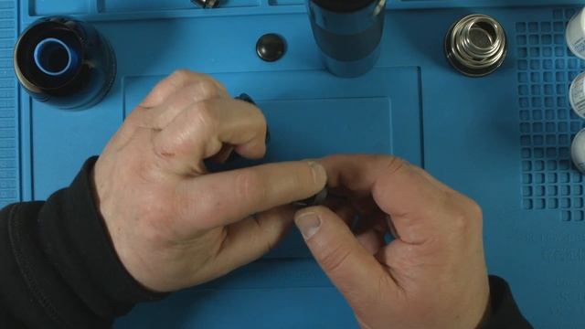 How to remove the switch from a MAG-LITE смотреть онлайн