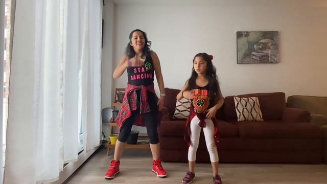 Last Christmas - Zumba смотреть онлайн