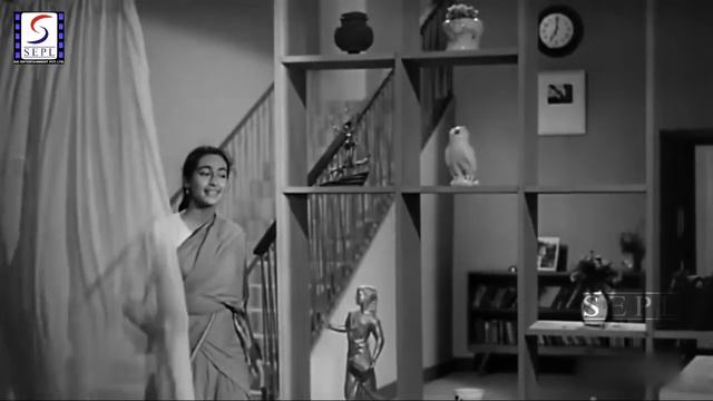 Kali Ghata Chhaye : Sujata(1959) : Nutan ,SD Burman and Bimal Roy aided by singing Nature смотреть онлайн