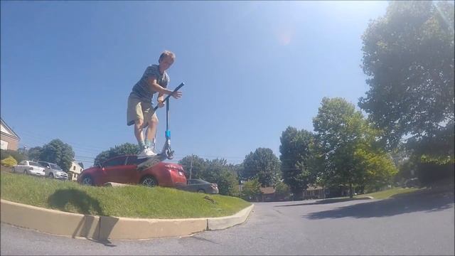 Illuminatic Scooters: Summer Scooter Edit 2015 смотреть онлайн