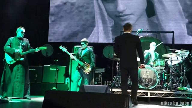 Morrissey-I WILL SEE YOU IN FAR-OFF PLACES-Live @ Santa Barbara Bowl, CA, Nov 5, 2016-The Smiths-Mo смотреть онлайн