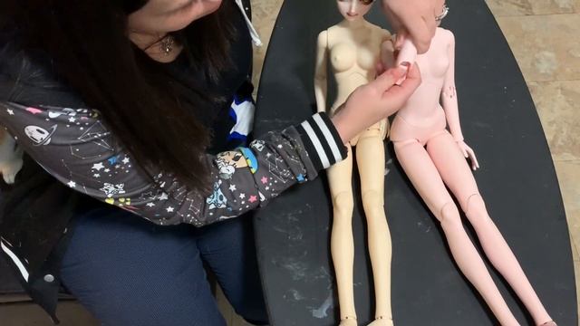 Mirodoll 60cm vs 62cm Girl Body Comparison Video (WARNING: Doll Nudity!) смотреть онлайн