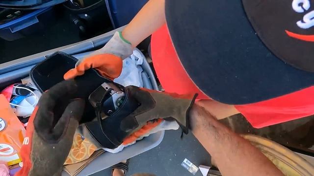 АУКЦИОН КОНТЕЙНЕРОВ В США. ЧТО ХРОНЯТ АМЕРИКАНЦЫ В ЗАБРОШЕННЫХ СТОРОЖАХ? смотреть онлайн