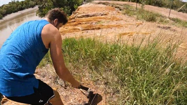 Day 1 - Living out of a van - Australia #vanlife cliff jumping waterfalls EP: 5 смотреть онлайн