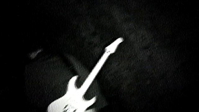 🎸 LEVI ~ YEAHHHH (MV) смотреть онлайн