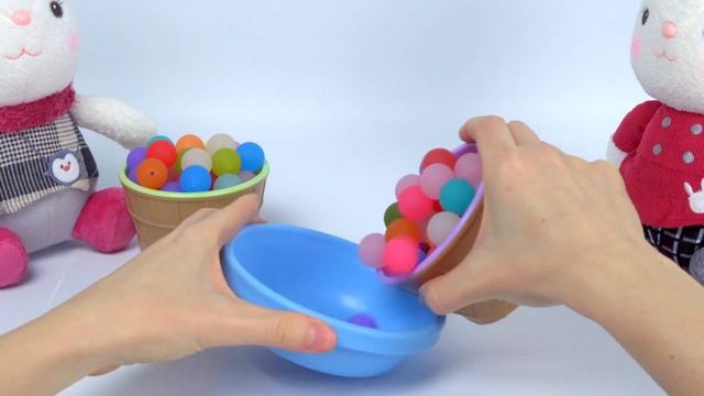 Ищем Сюрпризы с Шариками и ИГРУШКИ (Панды) смотреть онлайн