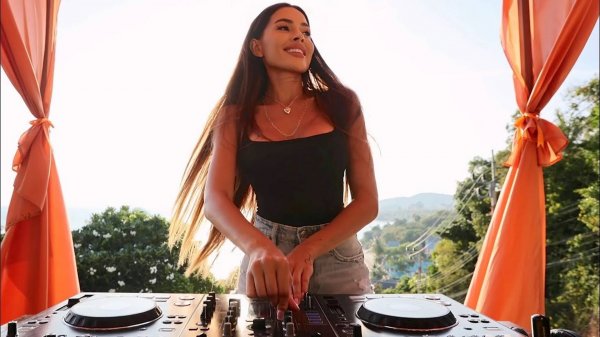 XeniaDiamond |  Live @ Ocean Koh Phangan, Thailand   Melodic Techno & Progressive house DJ Mix