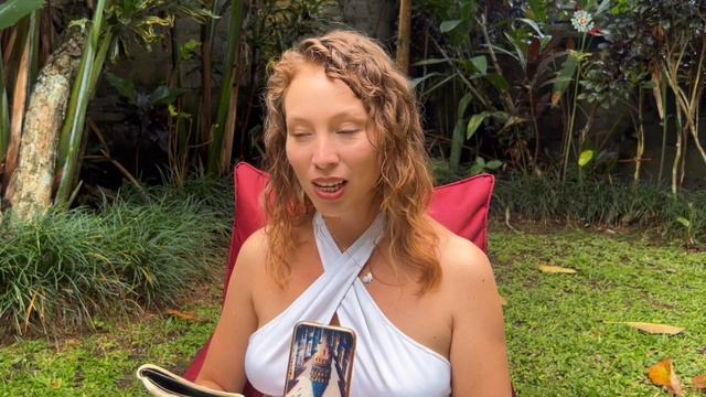 Ченнелинг: как использовать самый распиаренный инструмент эзотерики смотреть онлайн