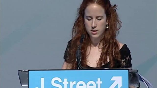 Stav Shaffir speaks on the opening night of J Street 2012: Making History смотреть онлайн