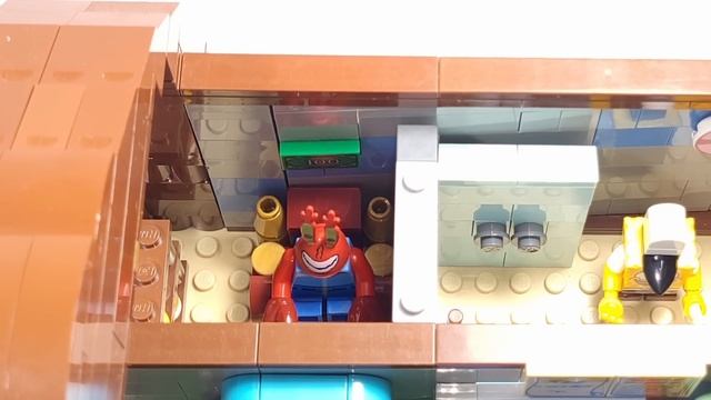 I built the Krusty Krab with a full interior - Lego Spongebob смотреть онлайн