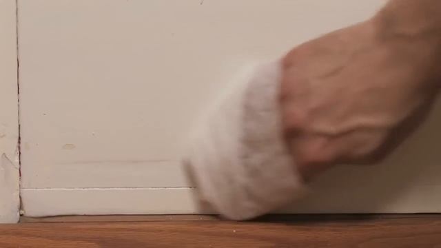 How to Install a Door Bottom смотреть онлайн