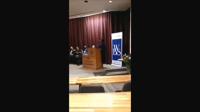 Veronica Motloutsi 2015 Vodacom Ascend Graduation Speech We are ready смотреть онлайн