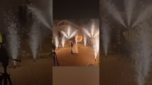 набор с фонтанами на стойках смотреть онлайн