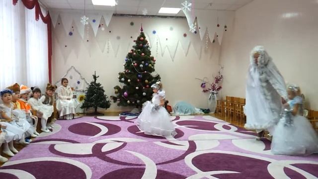 Утренник "Новый Год 2013" смотреть онлайн