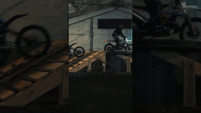 Крытый трек для эндуро в г. Саранск Https://t.me/endurobox #enduro #hardenduro #эндуро #саранск