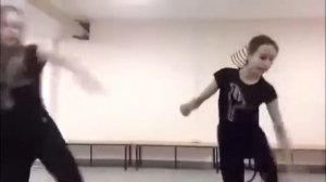 Алина Загитова Танец