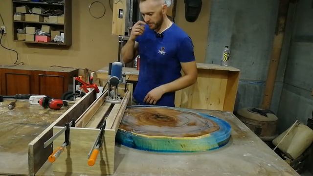 Журнальный стол из спила вяза и эпоксидной смолы. Часть 2 смотреть онлайн