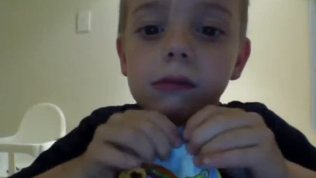 Moshi Monsters Yummy Gummies funny review by Super Toy Hero смотреть онлайн