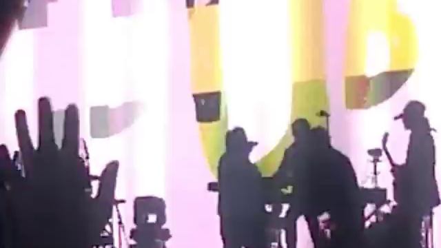 Perra Policia - Fobia con Pato Machete, Micky Huidobro y Tito Fuentes смотреть онлайн