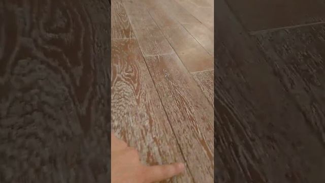 Плиточные швы немного неровные 😲 смотреть онлайн