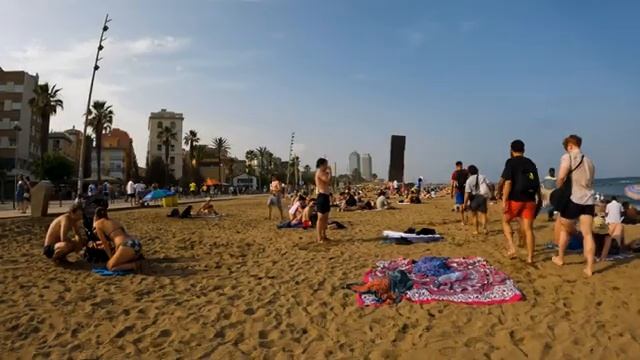 Barcelona Beach Walking Tour - Summer Vacation In Spain In 4K60FPS