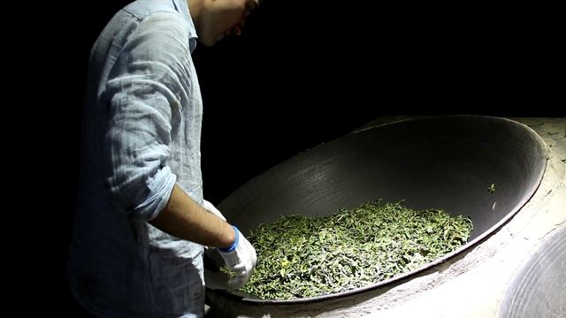 Relax and enjoy tea making смотреть онлайн
