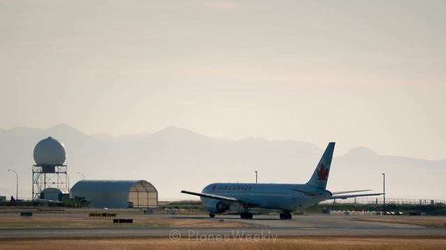 Air Canada HEAVIES - Boeing 767, 777 Landing at YVR Vancouver Airport смотреть онлайн