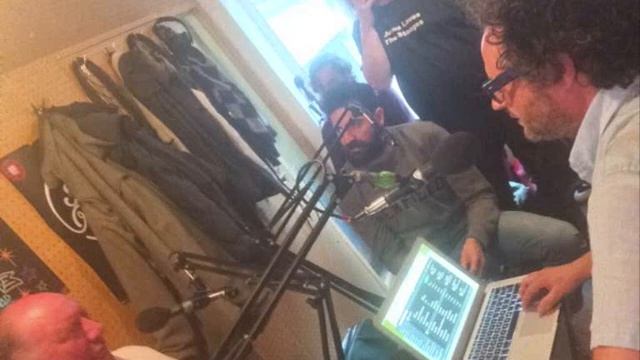 Alan Brazil James Brown Soho Radio - DUI Question - Keep On Running смотреть онлайн
