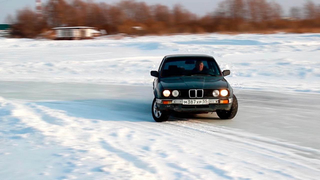 Теперь BMW E30 валит боком) Хочешь её выиграть?