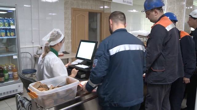 На Уральской Стали увеличились дотации на питание смотреть онлайн