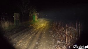 Latarka Convoy L6 XHP 70.2 spacer w terenie (4K) [Walk with new version Convoy L6] *Eng subtitles*