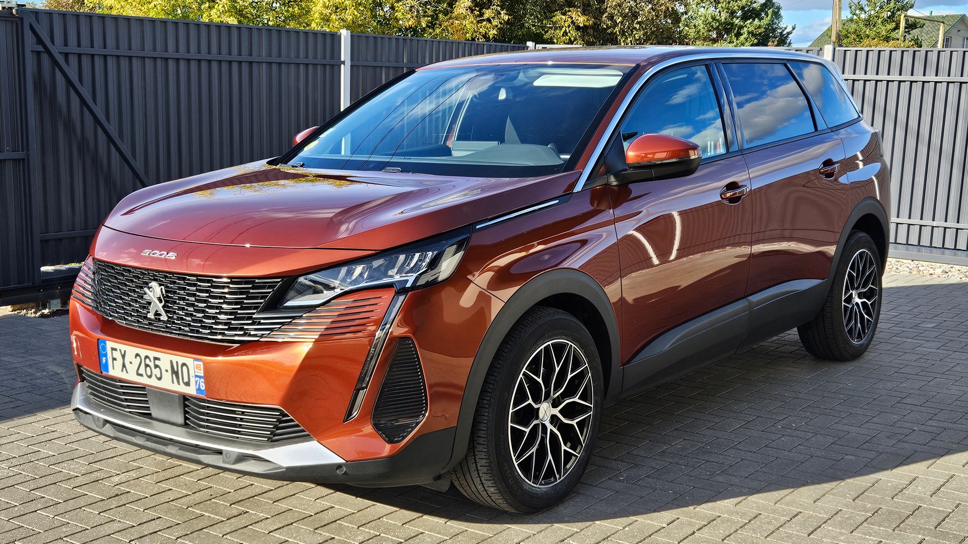 Peugeot 5008 2021! 7 Мест! Рестайлинг! 1.5 HDi 130 hp. 8АКПП Aisin! Камера, Led фары, запаска, круиз смотреть онлайн