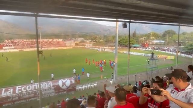 gol de camello delgado ante el Honduras progreso смотреть онлайн