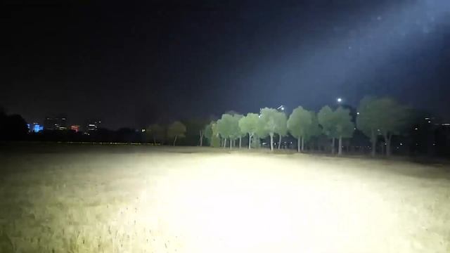 IMALENT MS12 MINI LED Powerful Flashlight смотреть онлайн