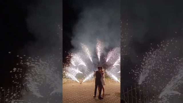 Набор с аркой (залпы отдельно) смотреть онлайн