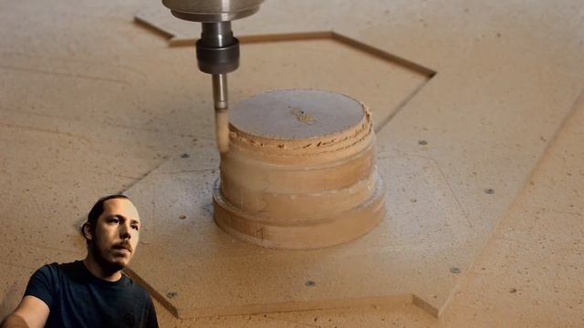 Фрезеровка формы для вакуумной формовки из МДФ. Fusion 360 и ЧПУ обработка.
