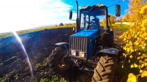 Осеняя вспашка огорода трактором МТЗ-892.2, ремонтируем комбайн, съездил в гости к Клаасам.