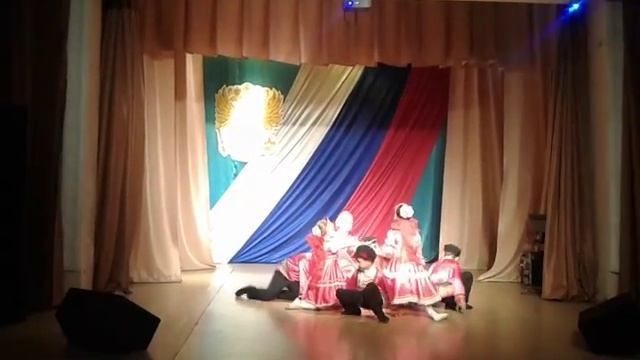 Спляшем Ваня смотреть онлайн