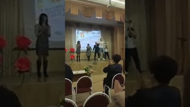 Вечер встречи выпускников в Колодищанской школе 2019 смотреть онлайн